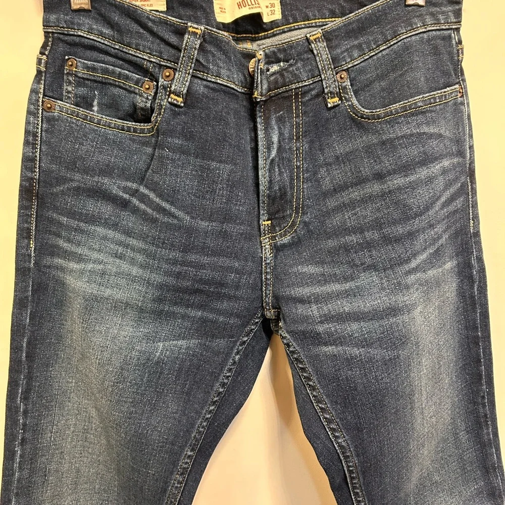 Jean - Picture 2 of 9